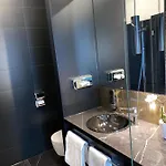 Hotel Primetime